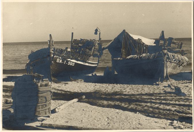 Barques a la platja de Sitges, 1952