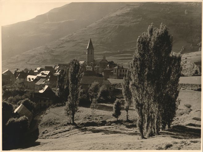 Wiews of Vielha in 1951
